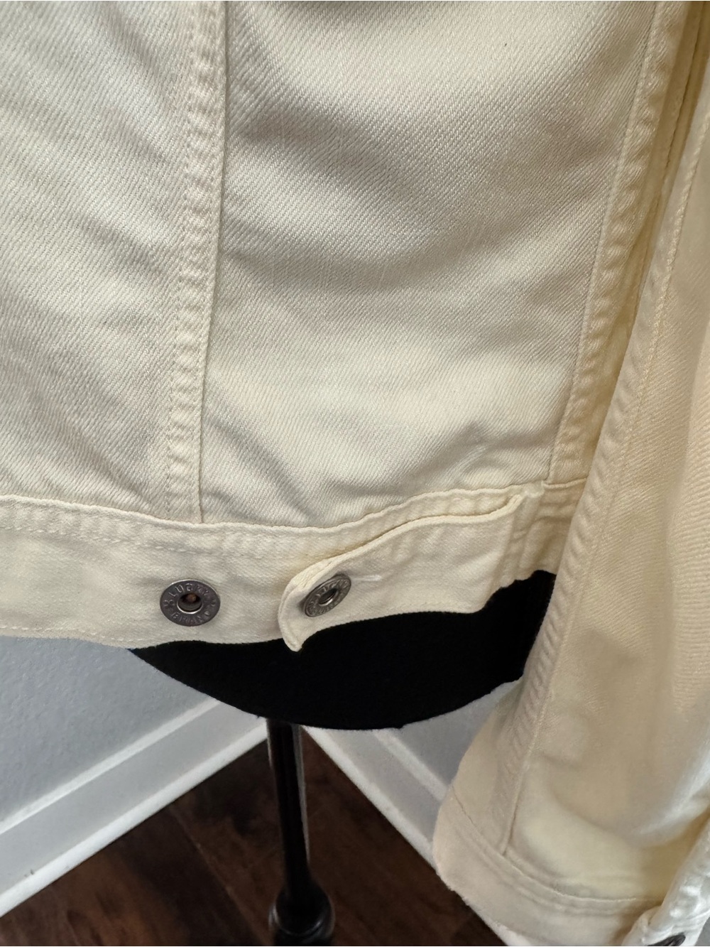 Vintage Lucky Brand Cream Denim Jacket with Pink & Multi-Color Floral Embroidery - Picture 6 of 12